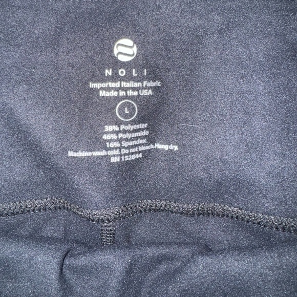 NOLI Yoga Black Liquid Camo Leggings - Picture 6 of 6